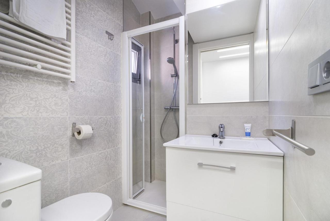 Minty Stay - Plaza Mayor 2 Bd Madrid Bagian luar foto