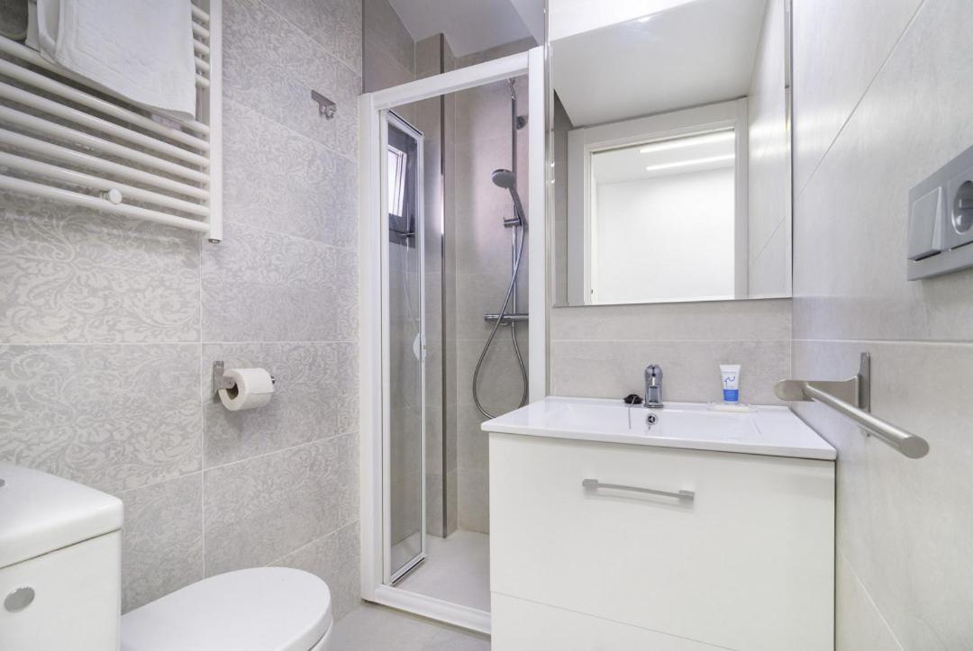 Minty Stay - Plaza Mayor 2 Bd Madrid Bagian luar foto